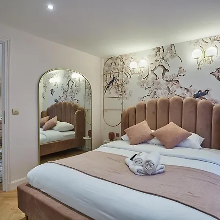 Saint Germain Des Pres By Prestige 아파트 *