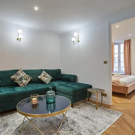 Saint Germain Des Pres By Prestige 아파트 *