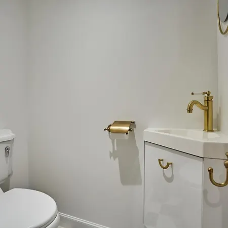 Saint Germain Des Pres By Prestige 아파트